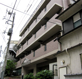 「マンション西新宿」（新宿区西新宿４）外観｜東京都心の投資用ビル・マンション・アパート・土地等事業用物件の株式会社アライブ
